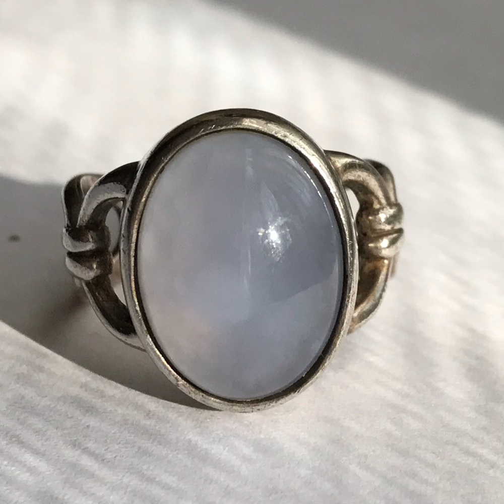 Chalcedony and silver ring